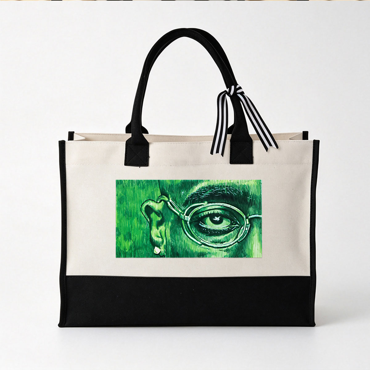 Green-Eyed Gaze with Glasses - Canvas patchwork gift tote bag