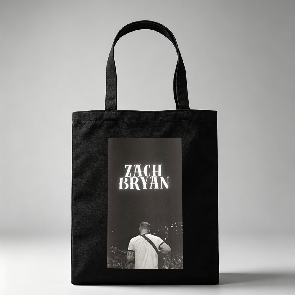 Zach Bryan Live Performance on Stage with Guitar and Crowd in Black and White - Canvas tote bags
