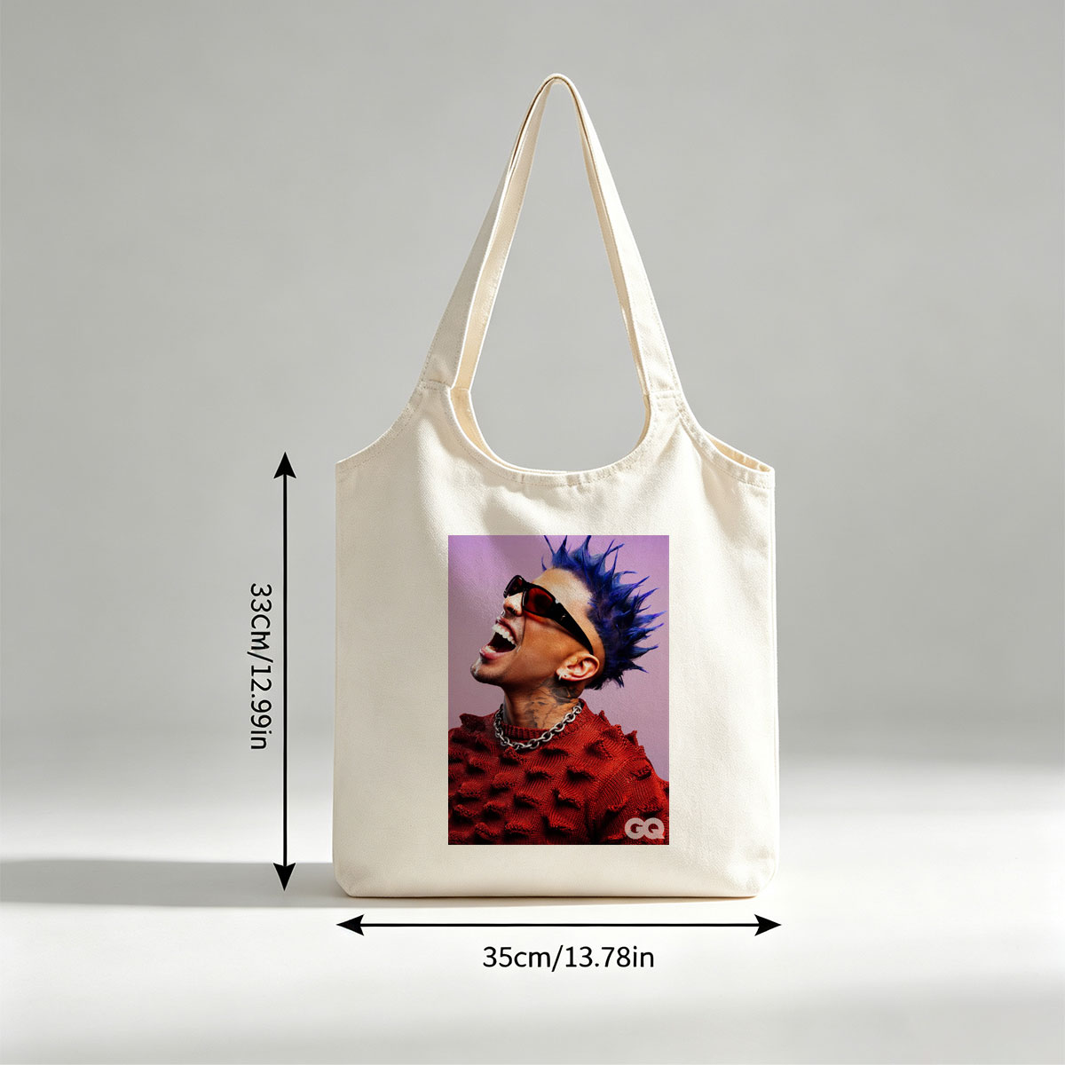 Daddy Yankee in a Bold Red Sweater with Spiky Blue Hair and Sunglasses, Laughing Loudly Against a Purple Background - Canvas shoulder bags/