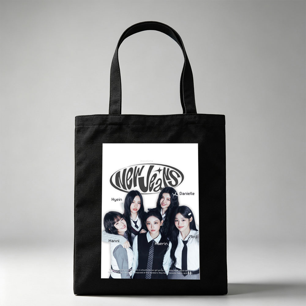 NewJeans Group Photo in School Uniforms Featuring Hanni, Hyein, Haerin, Danielle, and Minji - Canvas tote bags