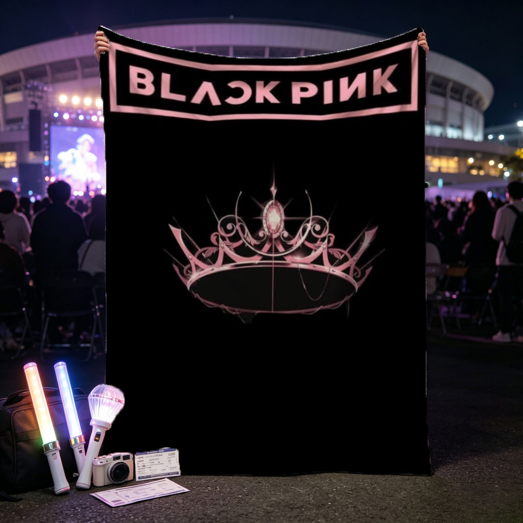 BLACKPINK Crown Logo on Black Background - Blankets