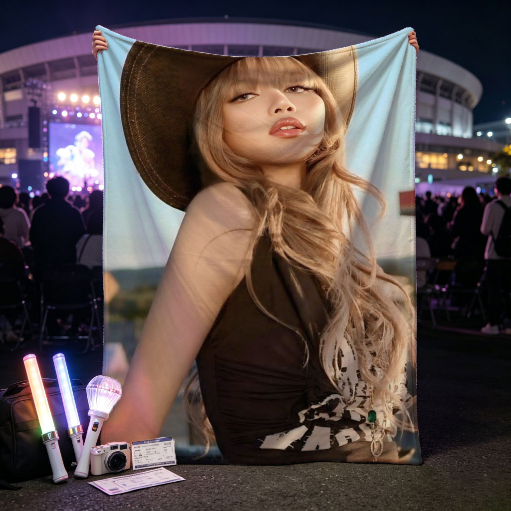 Lisa Blackpink Cowboy Hat Outfit Fashion Photo Shoot - Blankets