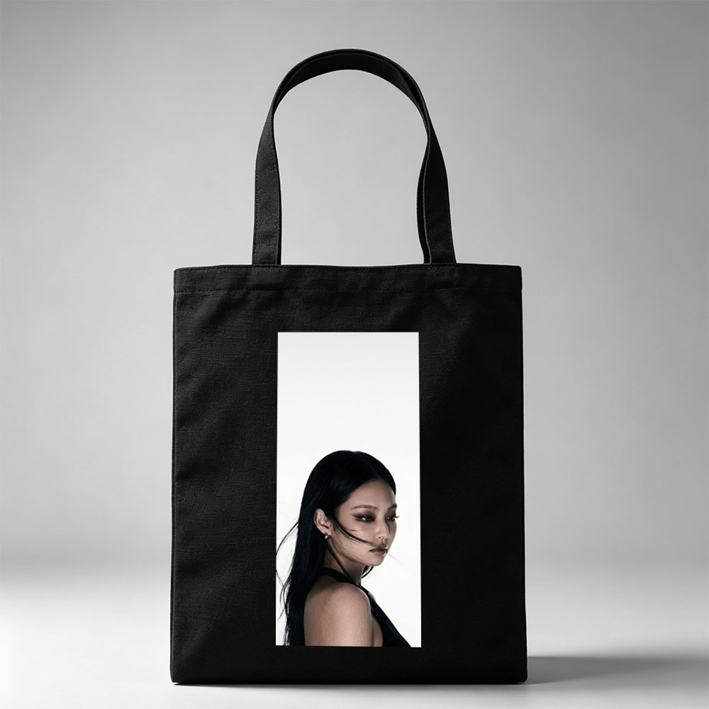 Jennie Blackpink Portrait Close-Up with Long Dark Hair and Elegant Makeup - Canvas tote bags
