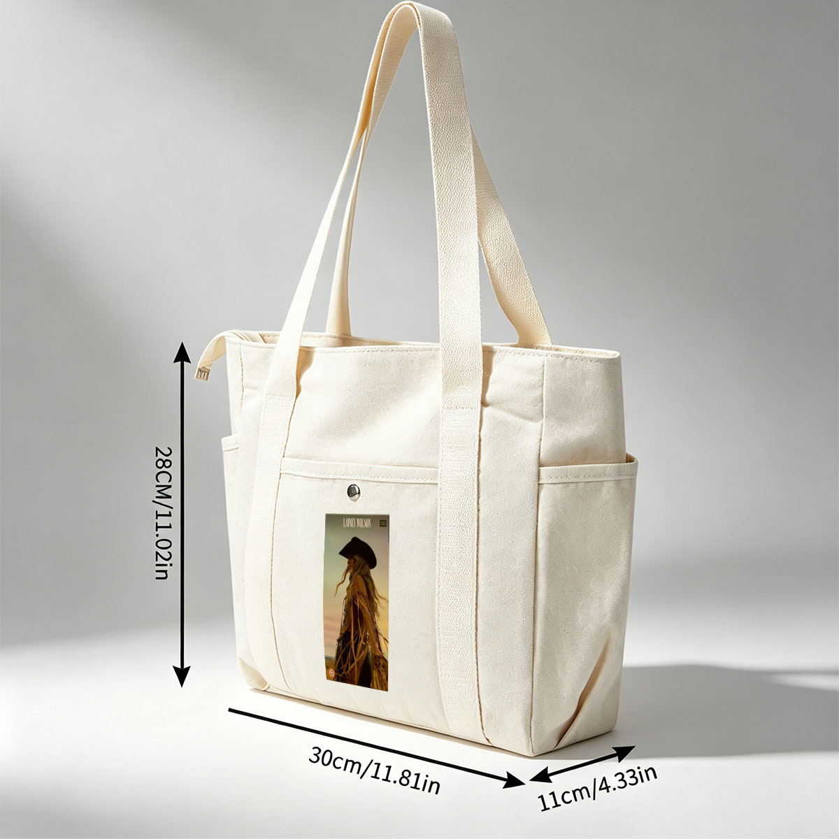 Lainey Wilson in a Cowboy Outfit Standing in a Field at Sunset - Multi-pocket bags
