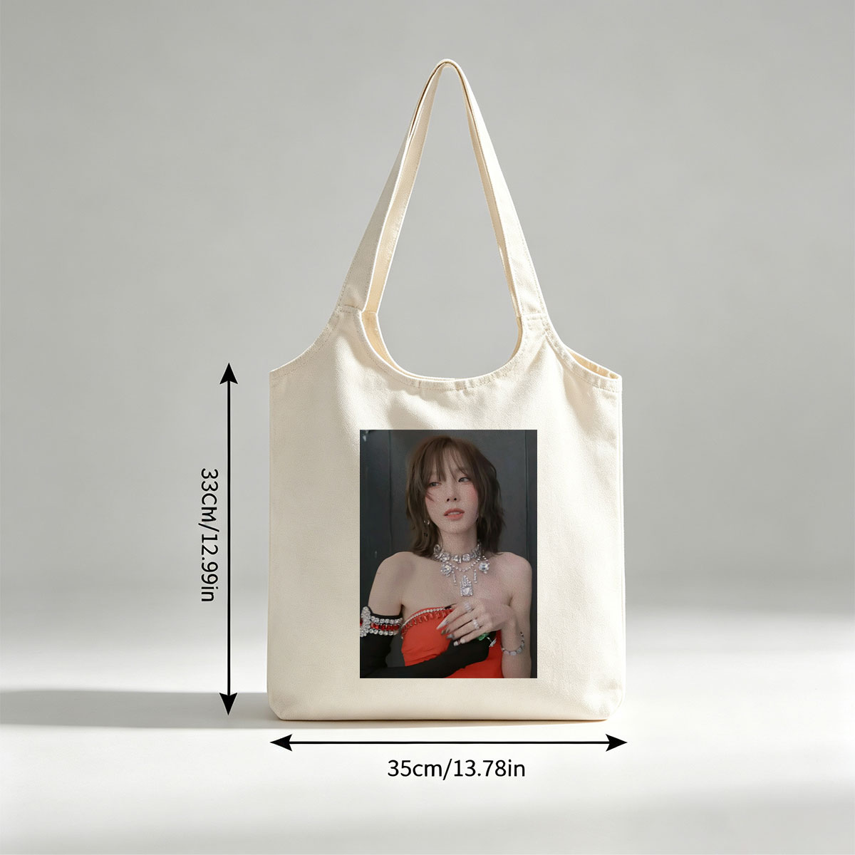 Taeyeon in a glamorous red outfit with sparkling jewelry and bold accessories - Canvas shoulder bags/