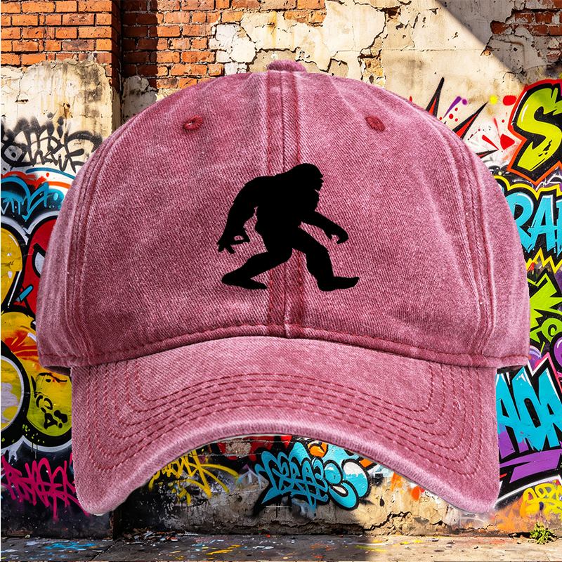 Unisex Classic Washed Cap with Bigfoot Silhouette Print - Perfect for Outdoor Adventures and Casual Wear, Ideal for Nature Lovers and Hiking Enthusiasts