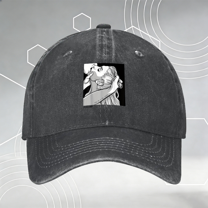New Baseball Cap with Wolf 