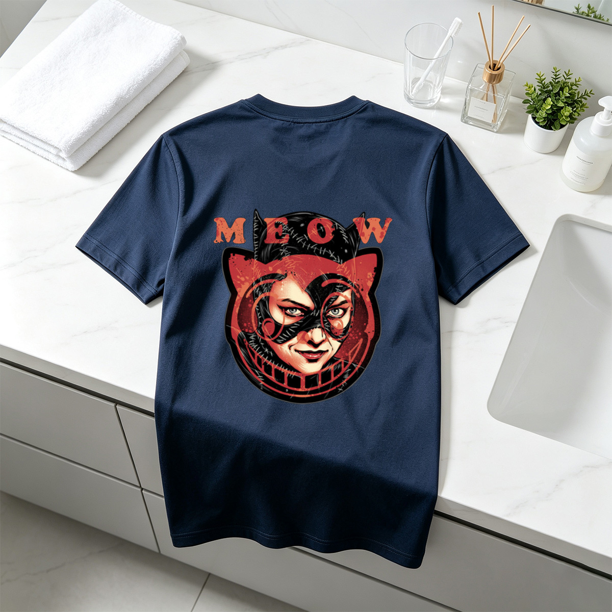 Catwoman Meow - Tee