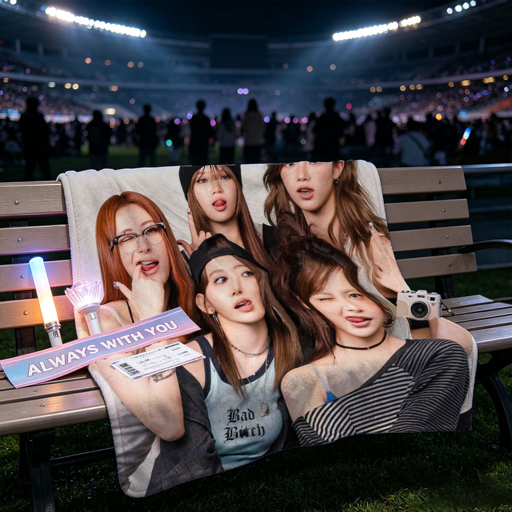 LE SSERAFIM Group Photo with Members in Casual Outfits and Playful Poses - Blankets