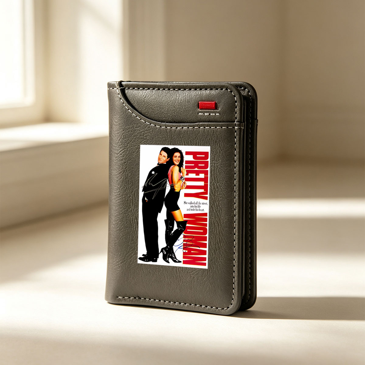 Pretty Woman: Richard Gere and Julia Roberts in a Romantic Classic - Vertical Style Wallet