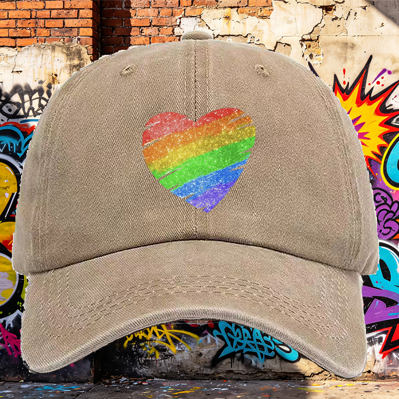 Men's Rainbow Heart Print Washed Cap Casual Round Brim Summer Lightweight Hat for Outdoor Activities and Pride Events Adults Unisex Fashion Accessory