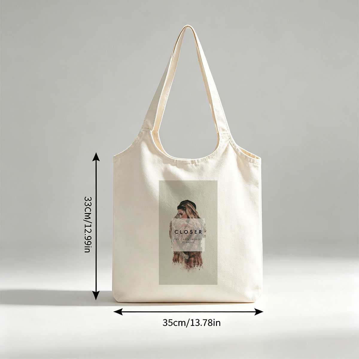 The Chainsmokers and Halsey in a Romantic Scene with Floral Artistic Design for Closer Music Cover - Canvas shoulder bags/