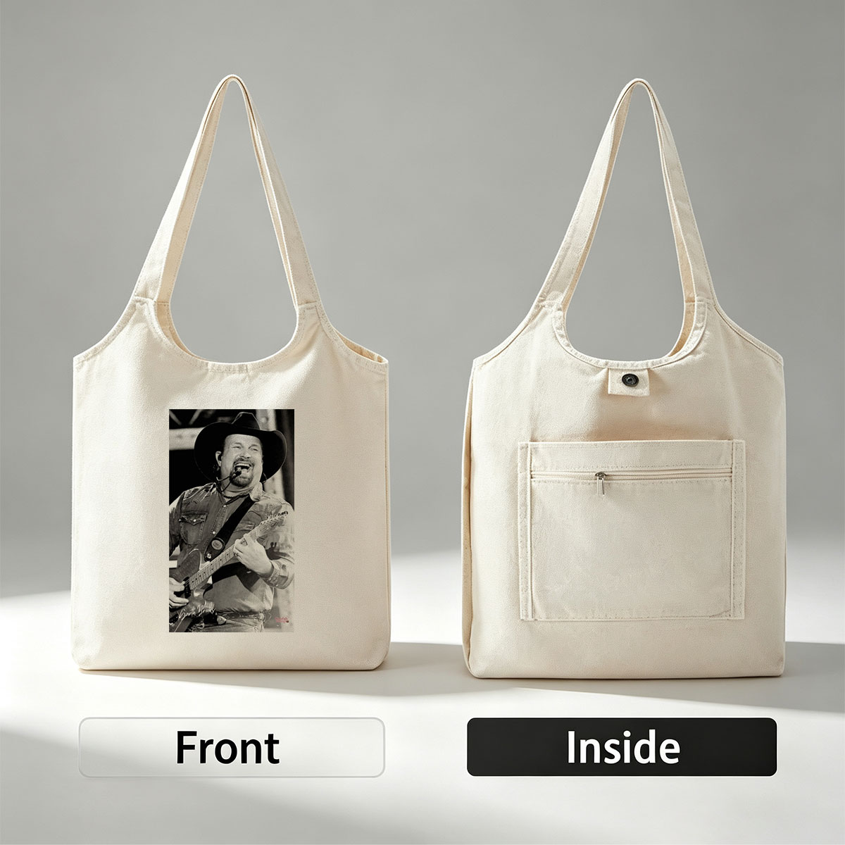 Garth Brooks Performing Live with Guitar and Cowboy Hat in Black and White Photo - Canvas shoulder bags/