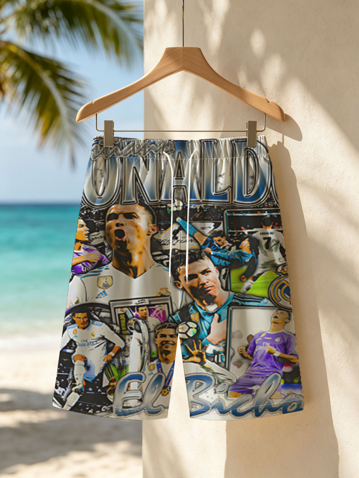 Cristiano Ronaldo: El Bicho – Real Madrid Legend and Football Icon -  Beach shorts