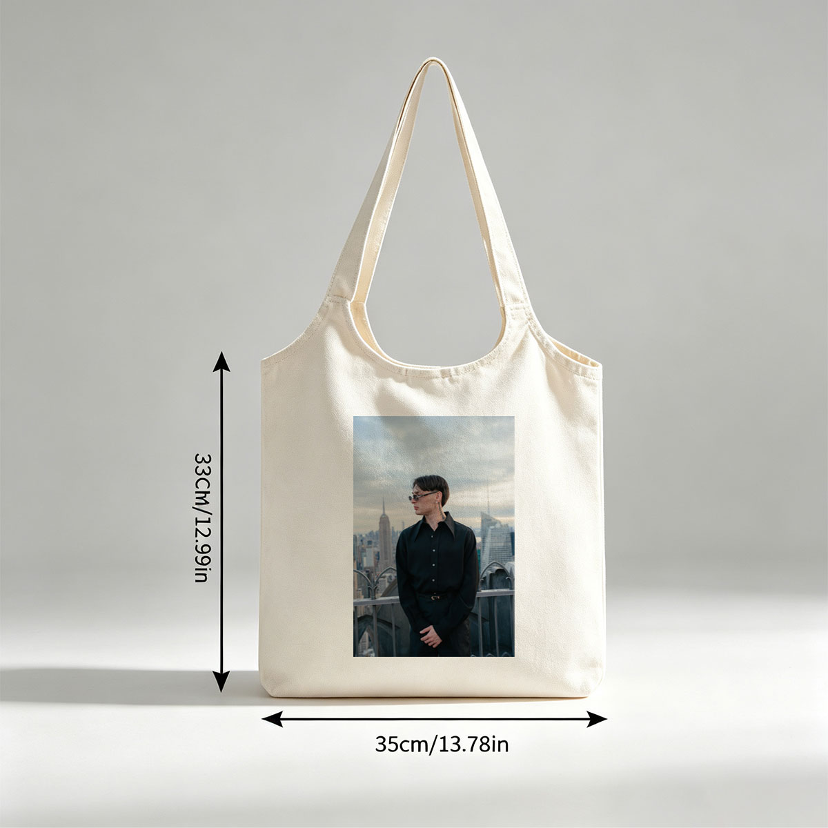 Karl Lagerfeld in New York City Skyline Fashion Portrait - Canvas shoulder bags/