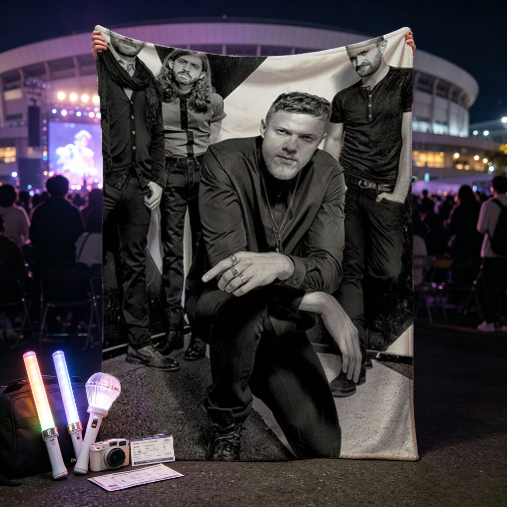 OneRepublic Band Members in a Stylish Black and White Group Photo - Blankets