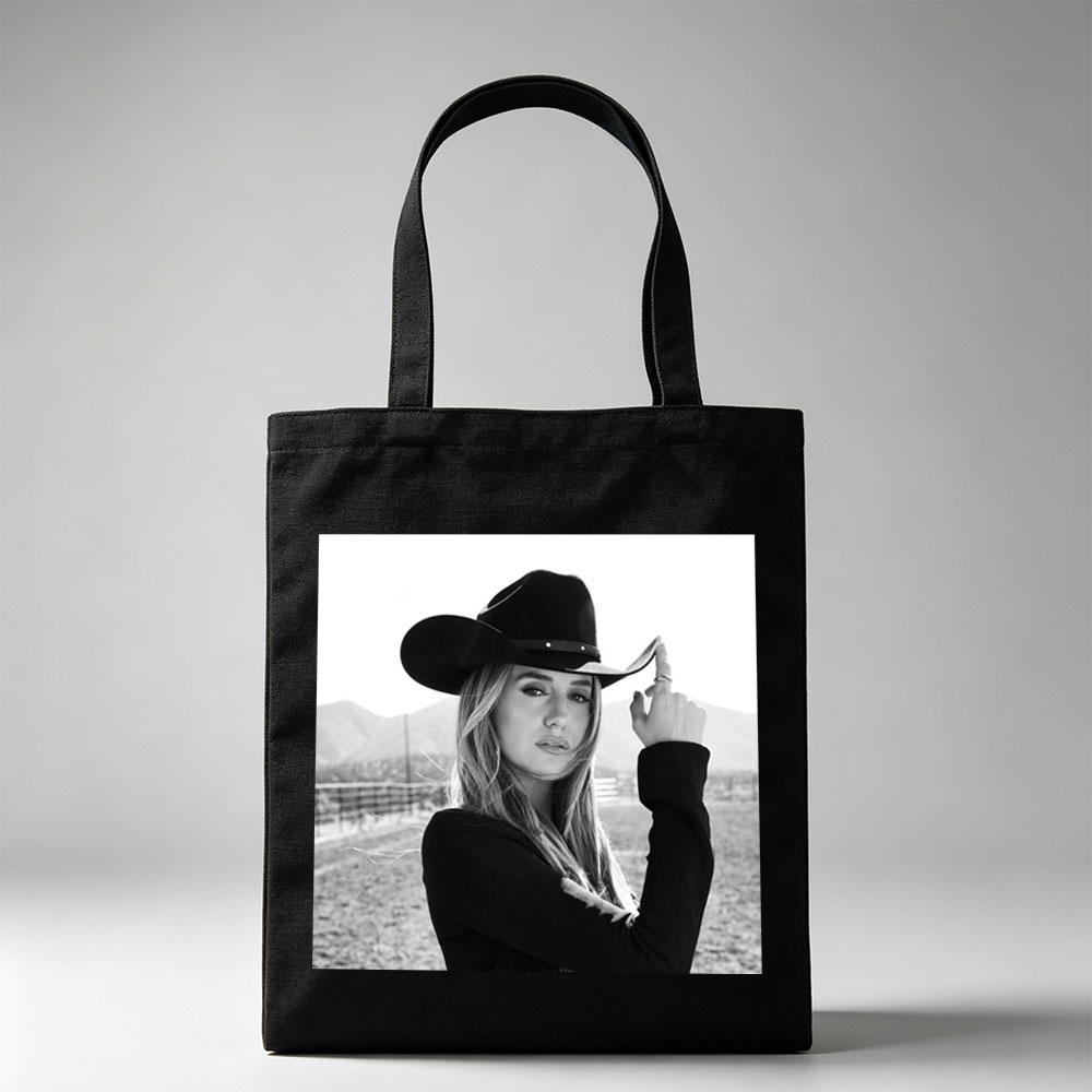 Maren Morris in Cowboy Hat Outdoors Black and White Portrait - Canvas tote bags