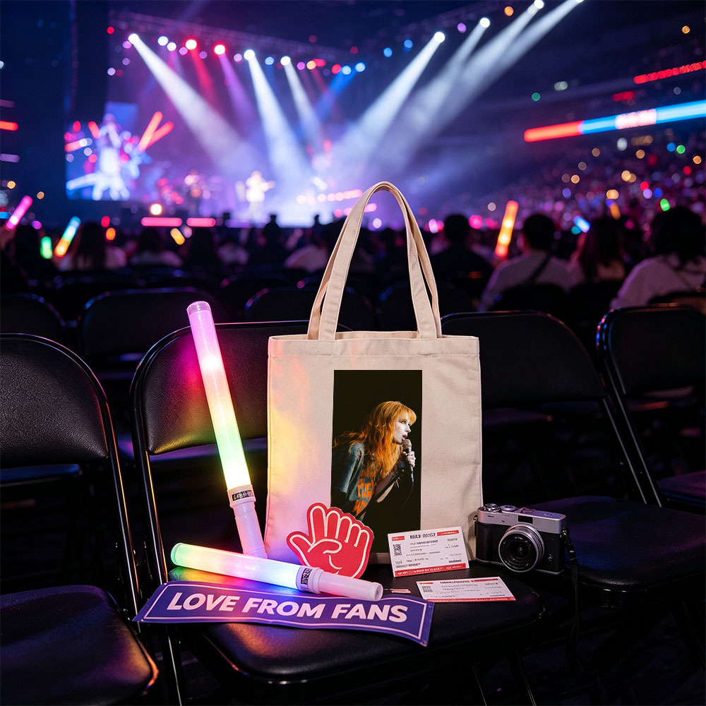 Paramore's Hayley Williams Performing on Stage with Microphone in Hand - Canvas tote bags