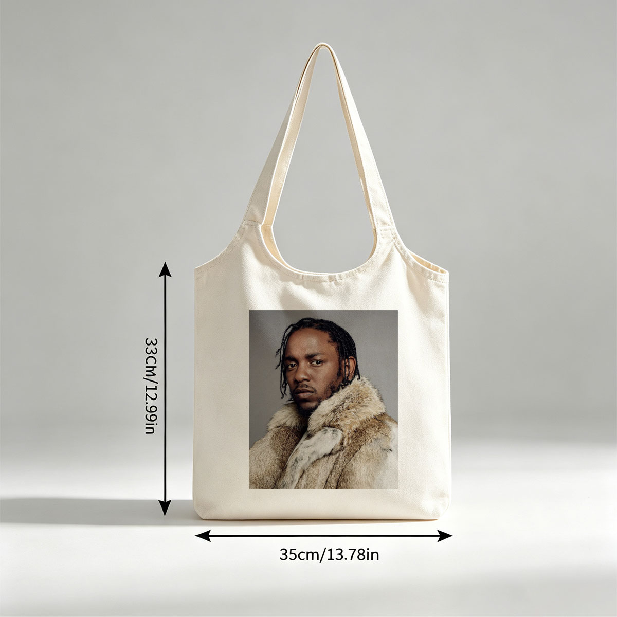 Kendrick Lamar in a Fur Coat Portrait with Intense Gaze and Braided Hair - Canvas shoulder bags/
