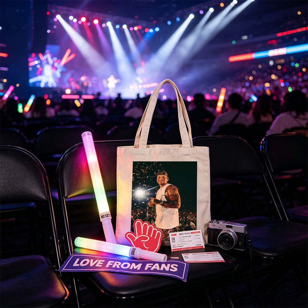 Chris Brown Live Performance with Confetti and Crowd in Background - Canvas tote bags