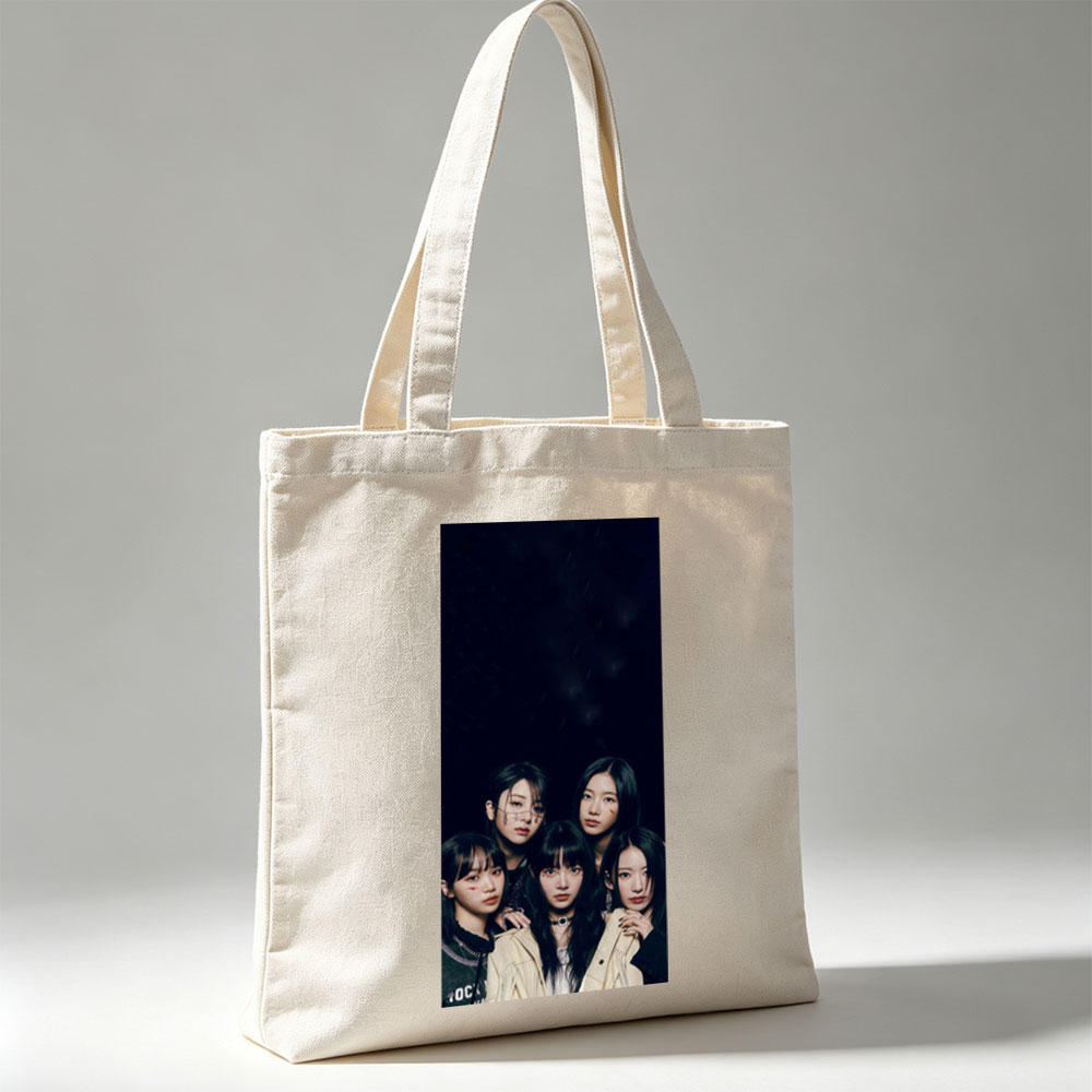 NewJeans Group Photo in Dark Rainy Setting with Dramatic Lighting and Bold Fashion Styles - Canvas tote bags
