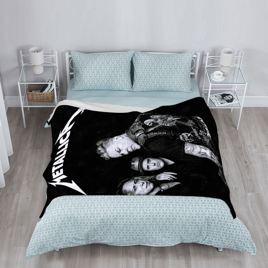 Metallica Band Members in Black and White Portrait with Iconic Logo - Blankets
