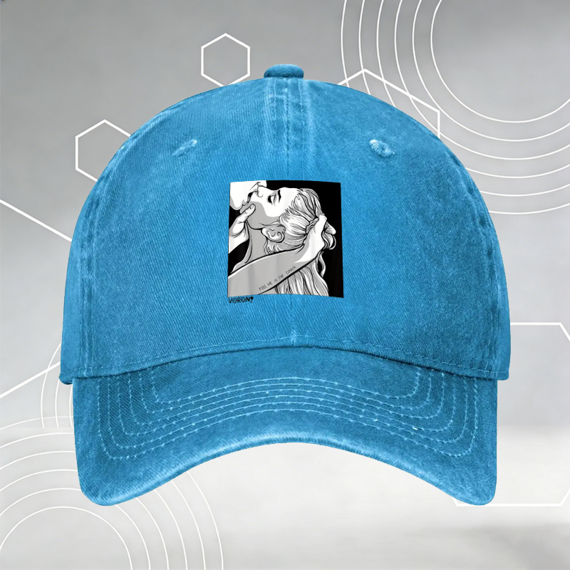 New Baseball Cap with Wolf 