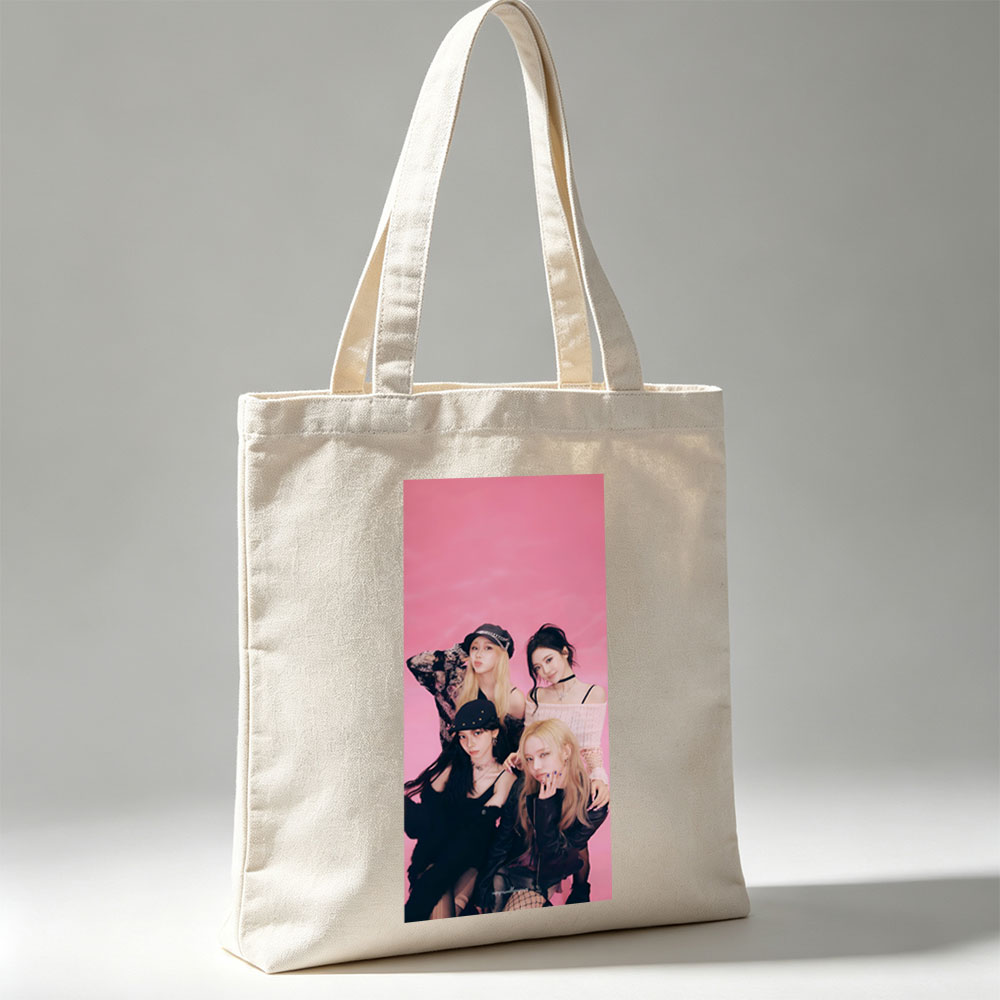 aespa Group Photo on Pink Background with Fashionable Outfits and Stylish Poses - Canvas tote bags
