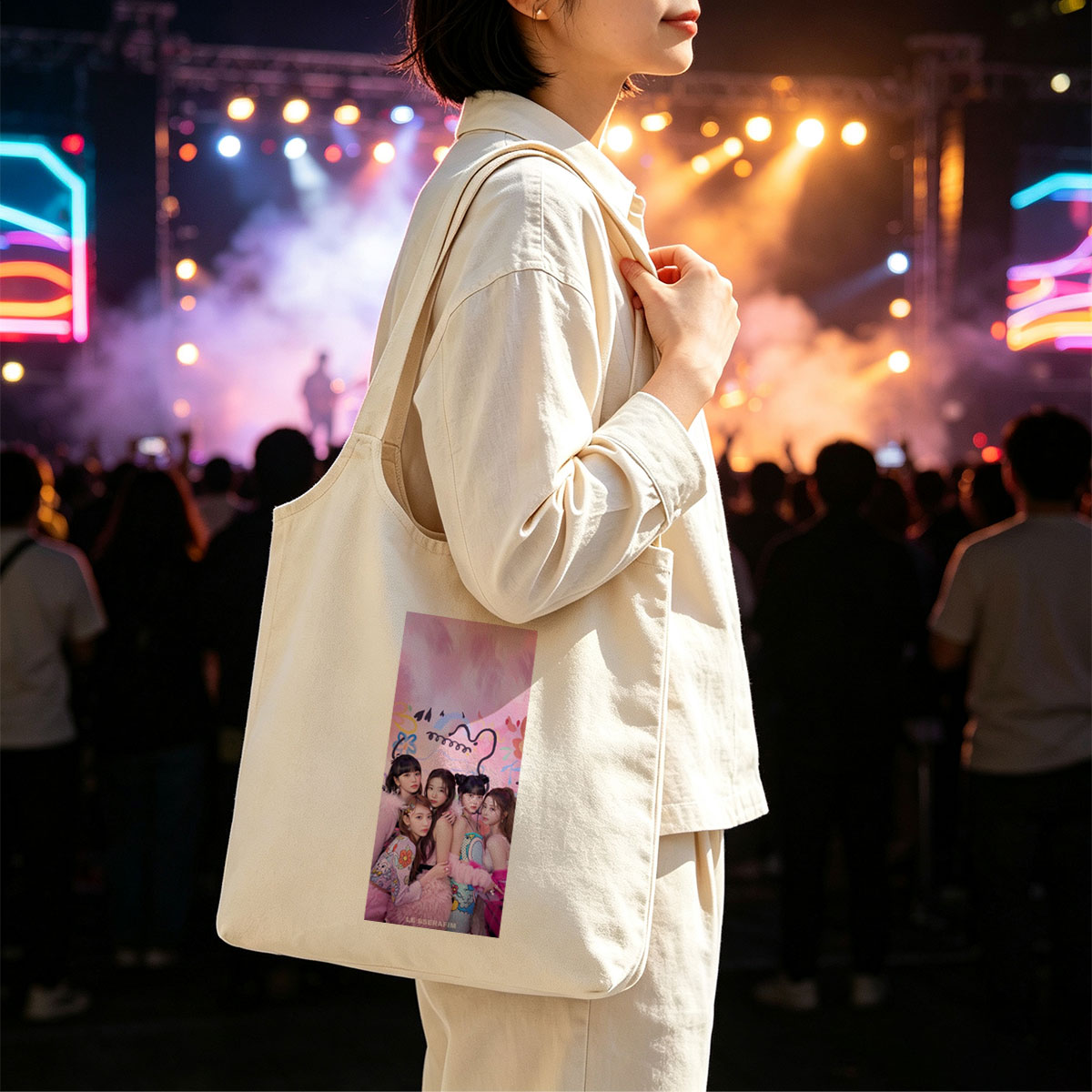 LE SSERAFIM in a Colorful Pink-Themed Photo Shoot with Playful Expressions and Vibrant Outfits - Canvas shoulder bags/