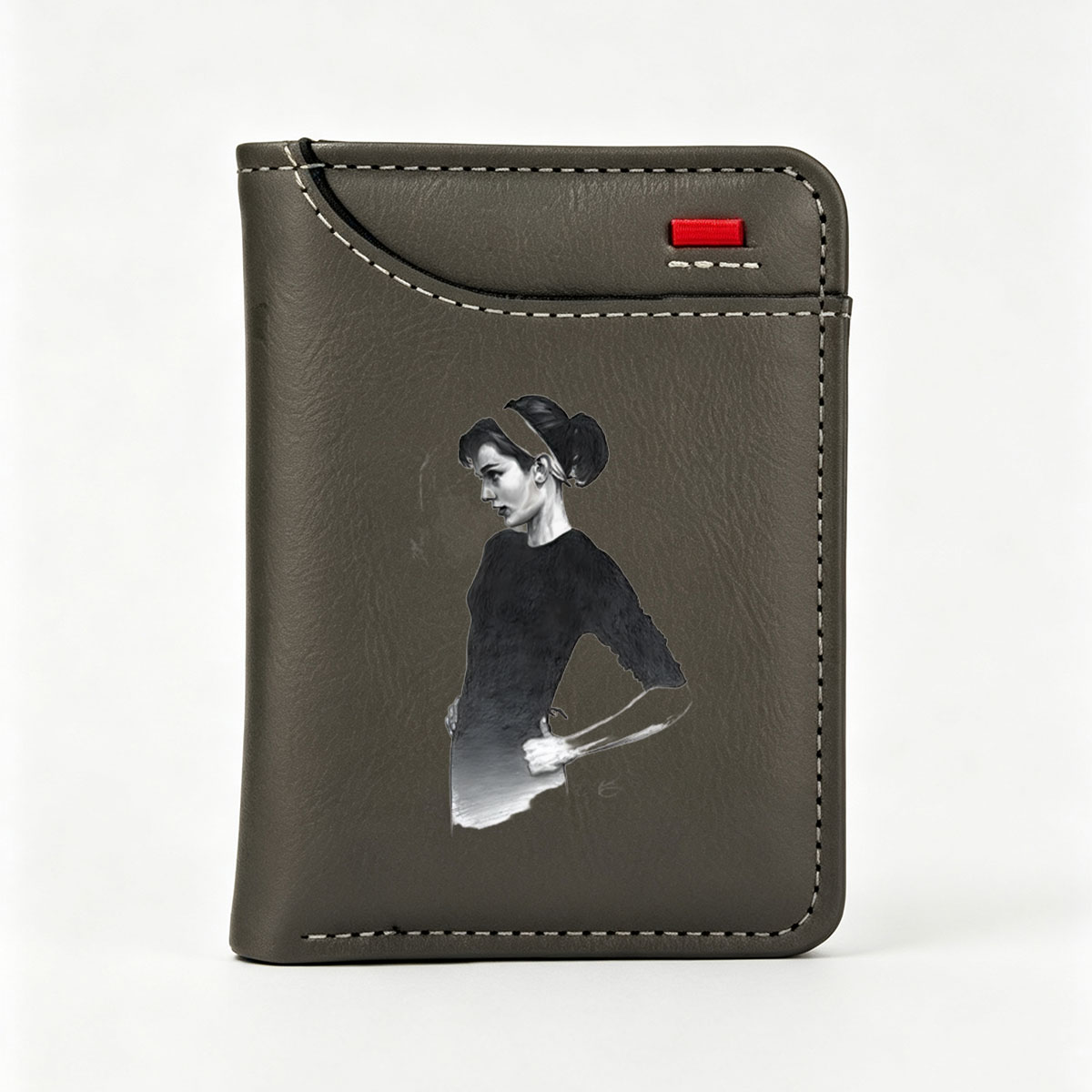 Audrey Hepburn in a Classic Pose - Vertical Style Wallet