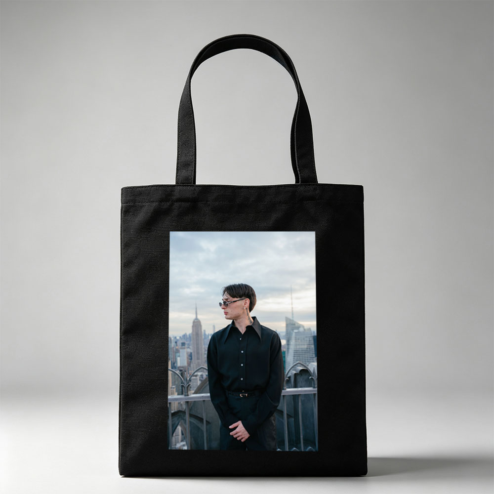 Karl Lagerfeld in New York City Skyline Fashion Portrait - Canvas tote bags