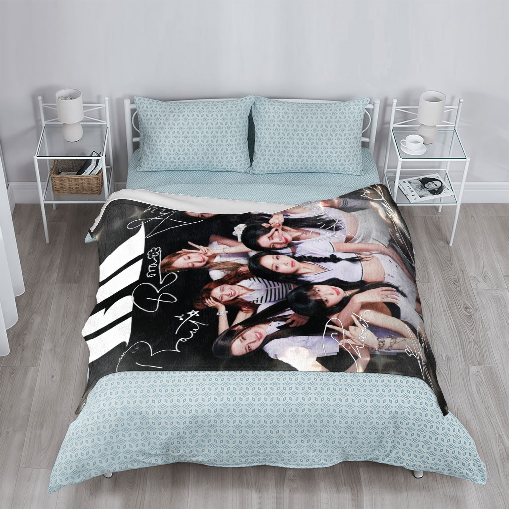BABYMONSTER Group Photo with Members in Coordinated Outfits and Signatures on a Sparkling Background - Blankets