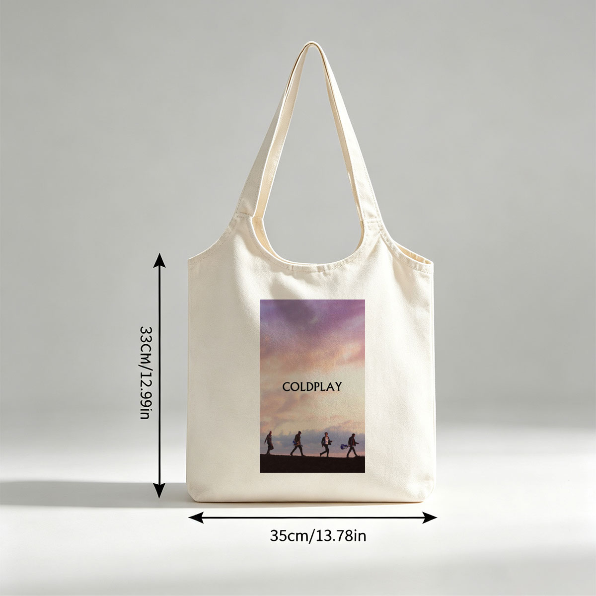 Coldplay Band Members Walking on a Hill at Sunset with Instruments - Canvas shoulder bags/