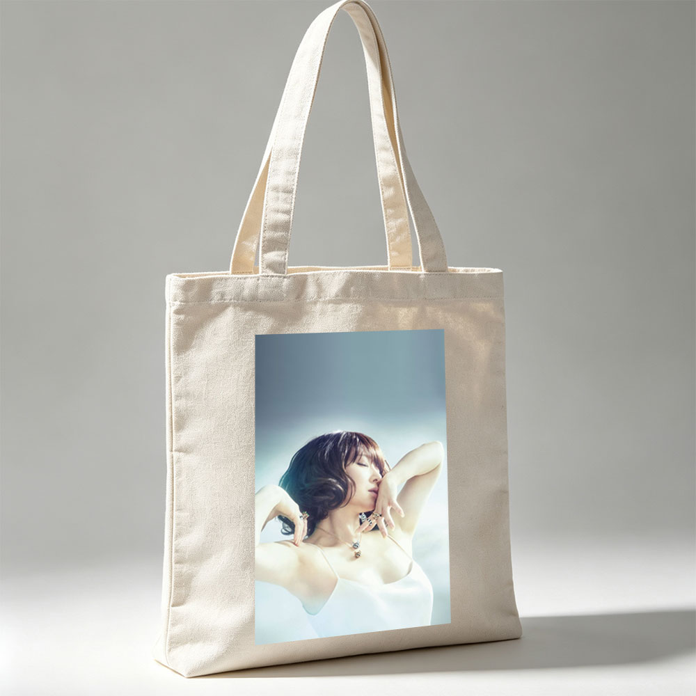 Ayumi Hamasaki in Elegant Pose with Jewelry and Soft Lighting - Canvas tote bags