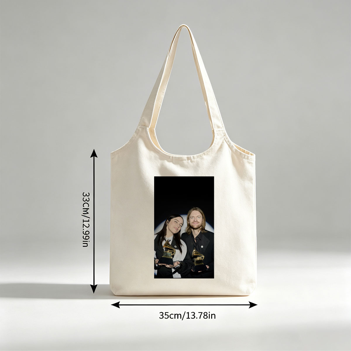 Billie Eilish and Finneas O'Connell at the Grammys Holding Awards - Canvas shoulder bags/