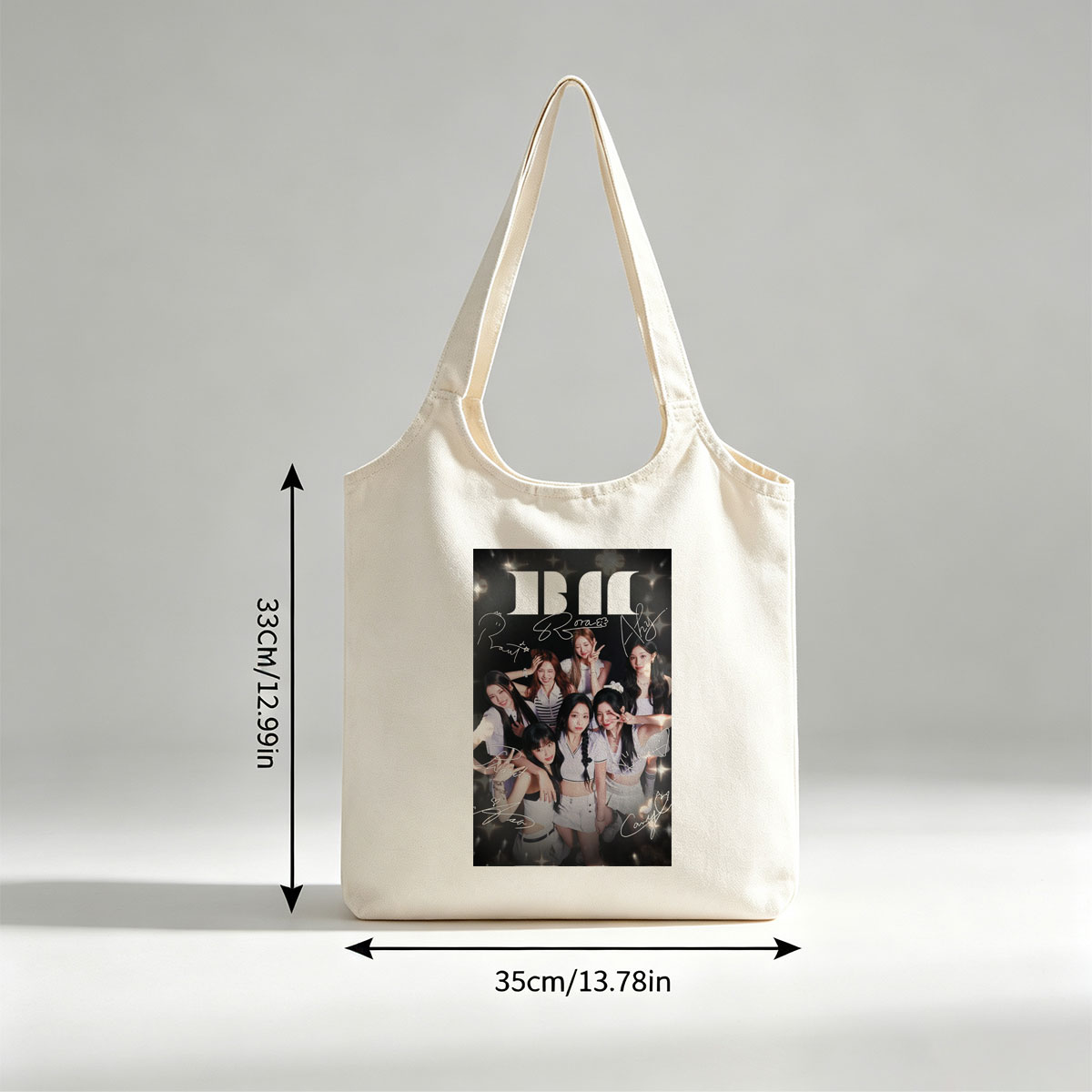 BABYMONSTER Group Photo with Members in Coordinated Outfits and Signatures on a Sparkling Background - Canvas shoulder bags/