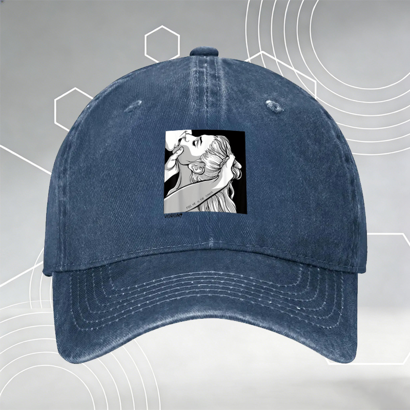 New Baseball Cap with Wolf 
