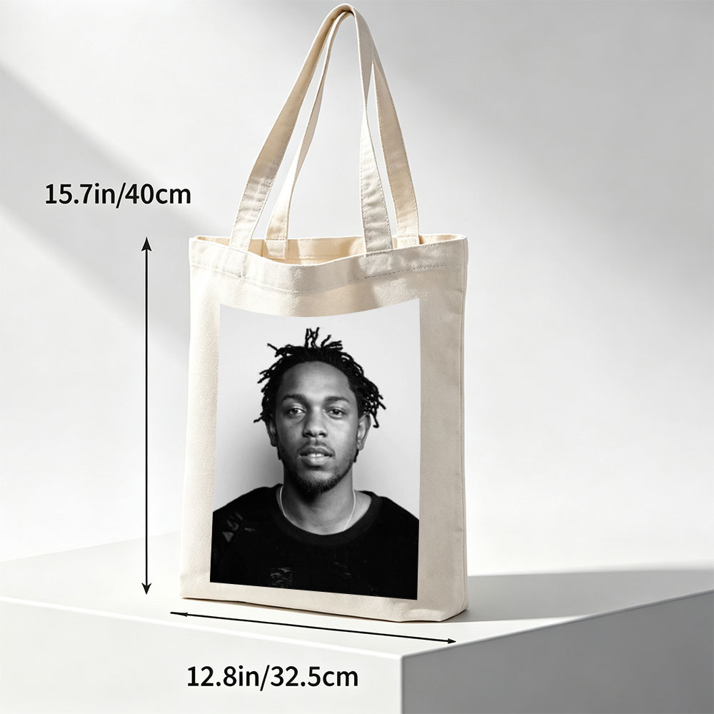 Kendrick Lamar Portrait in Black and White with Dreads and Neutral Expression - Canvas tote bags