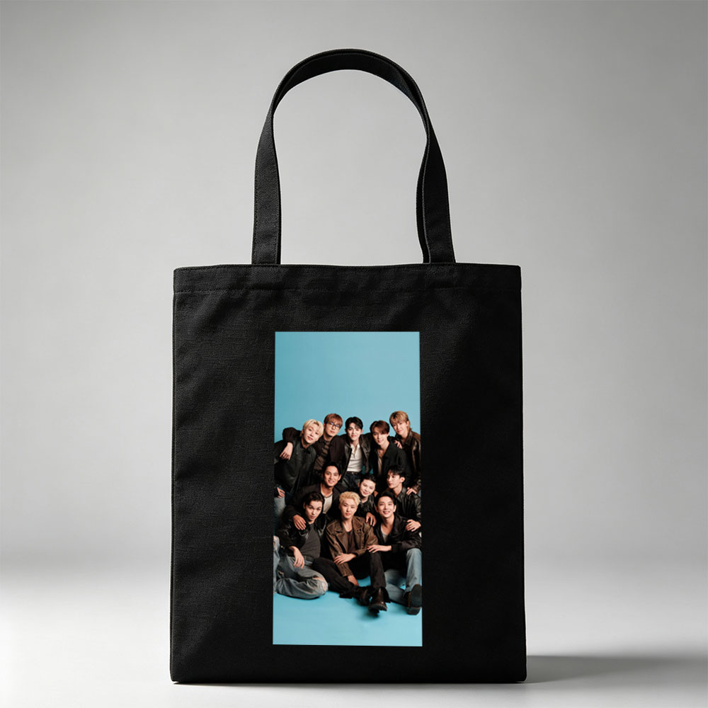 SEVENTEEN Group Photo on Blue Background with Members in Leather Jackets and Casual Outfits - Canvas tote bags