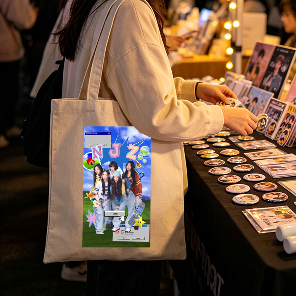 NewJeans Group Photo with Retro Game Interface and Colorful Elements - Canvas tote bags