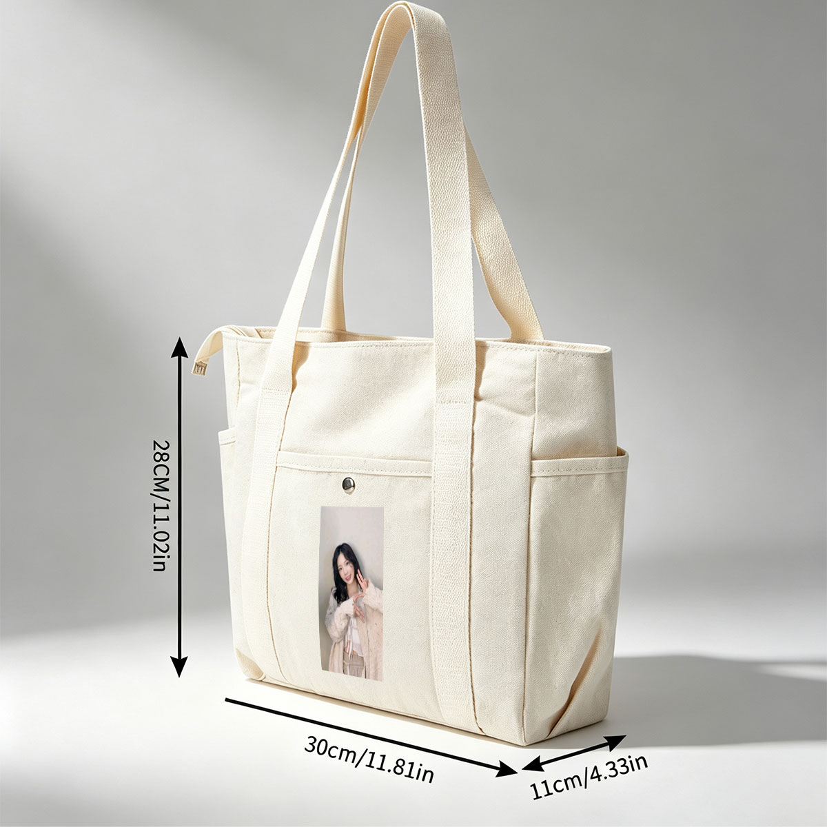 Lee Su-jeong in a Cozy Outfit Making a Peace Sign Pose - Multi-pocket bags