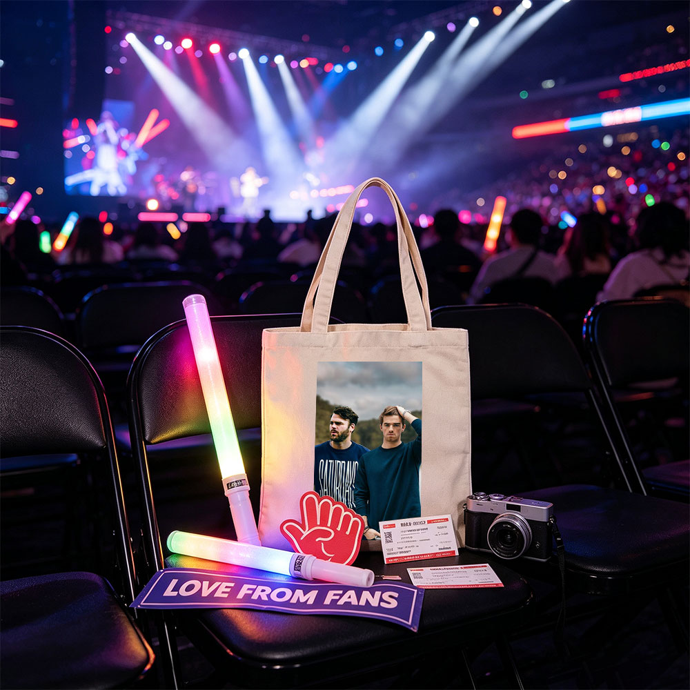 Liam Payne and a Friend in Casual Outfit Standing Outdoors with Nature Background - Canvas tote bags