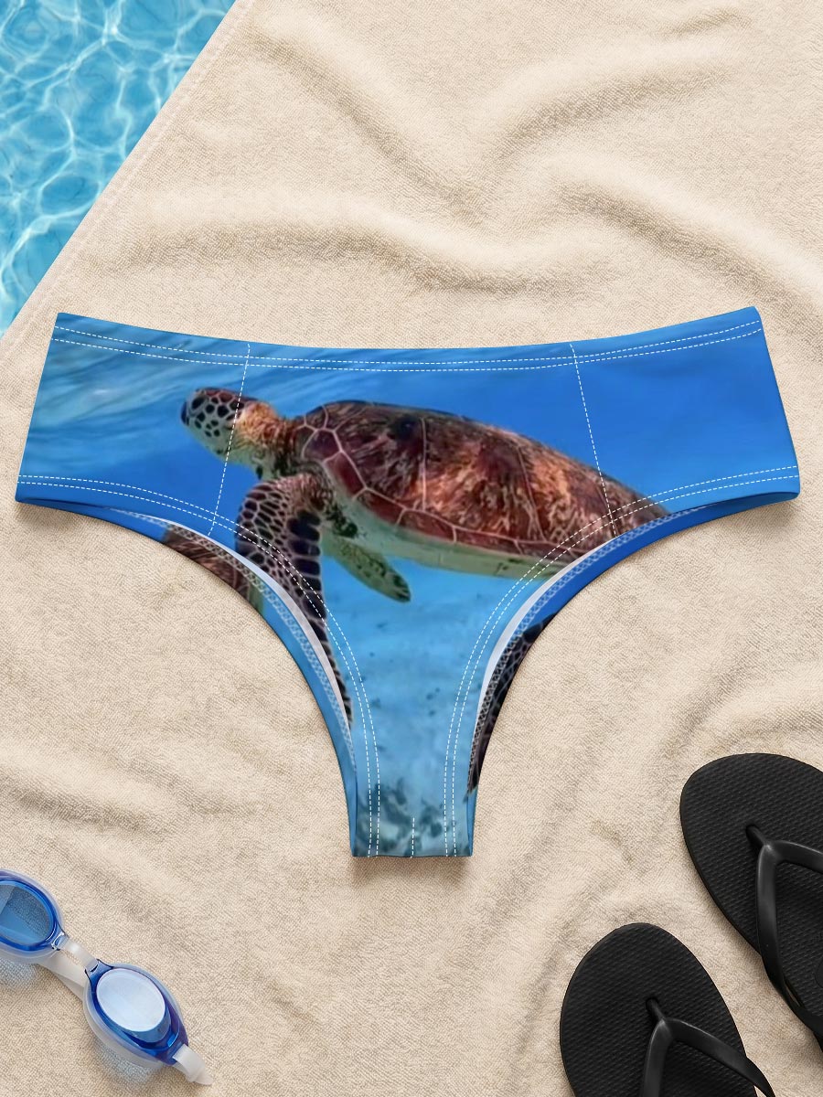 Sea Turtle Swimming in Crystal Clear Waters -  Men's swim trunks