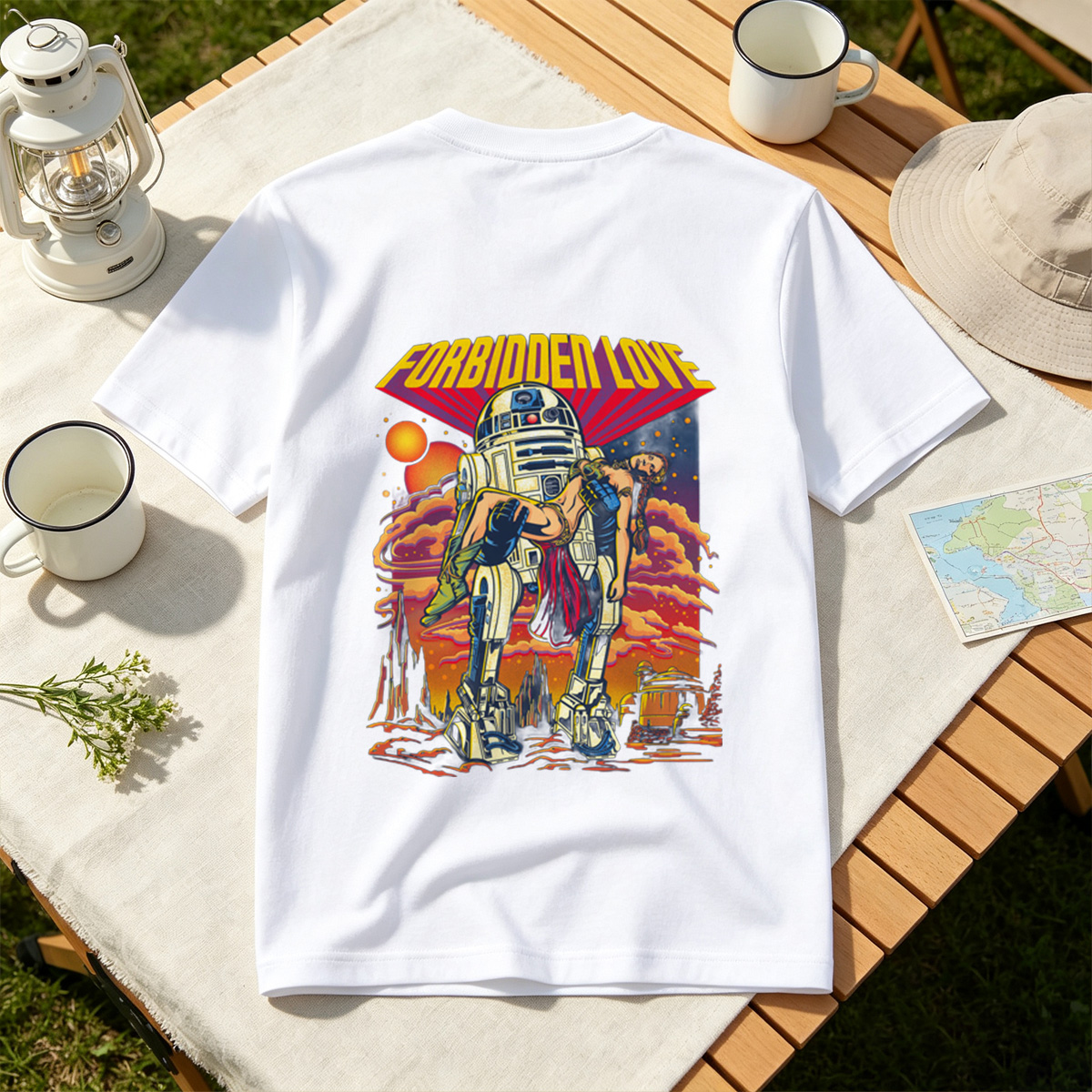 Star Wars: R2-D2 and Leia - Forbidden Love - Tee