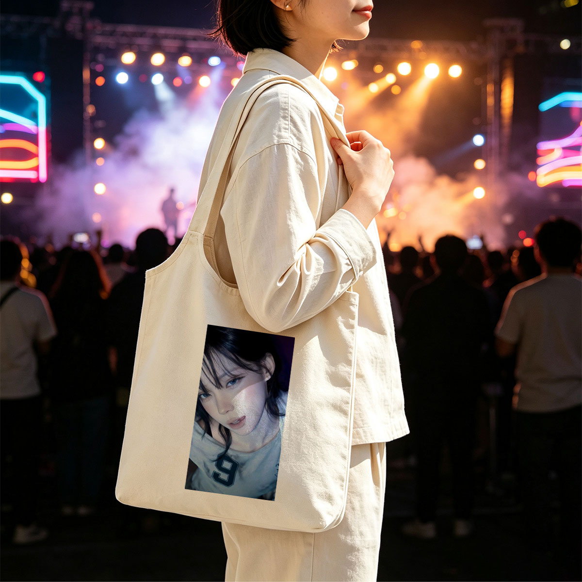 Kim Ji-min in a Close-Up Portrait Wearing a Gray T-Shirt with Number 9 - Canvas shoulder bags/