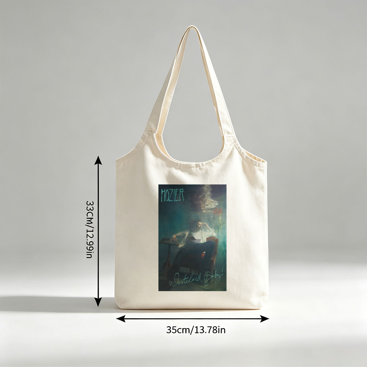 Hozier Underwater Scene with Man in Chair Reading Books and Flowers Floating - Canvas shoulder bags/