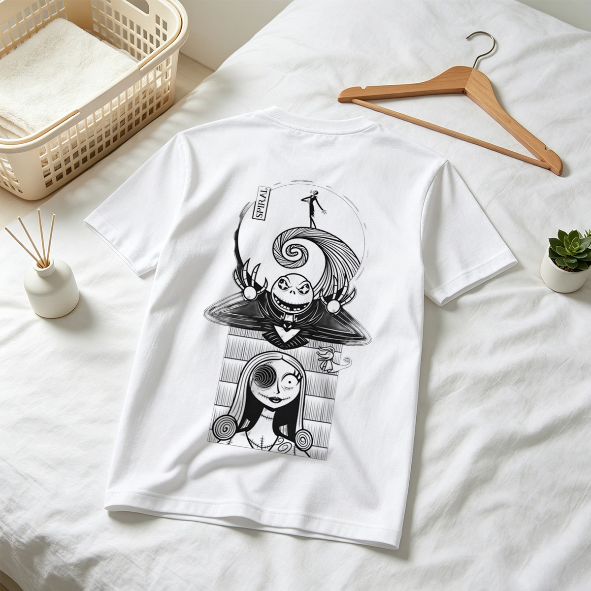 The Nightmare Before Christmas: Jack Skellington and Sally Spiral Art - Tee
