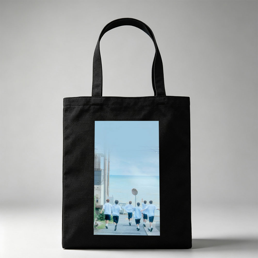 SEVENTEEN Running Toward the Ocean in Light Blue Shirts and Black Shorts - Canvas tote bags