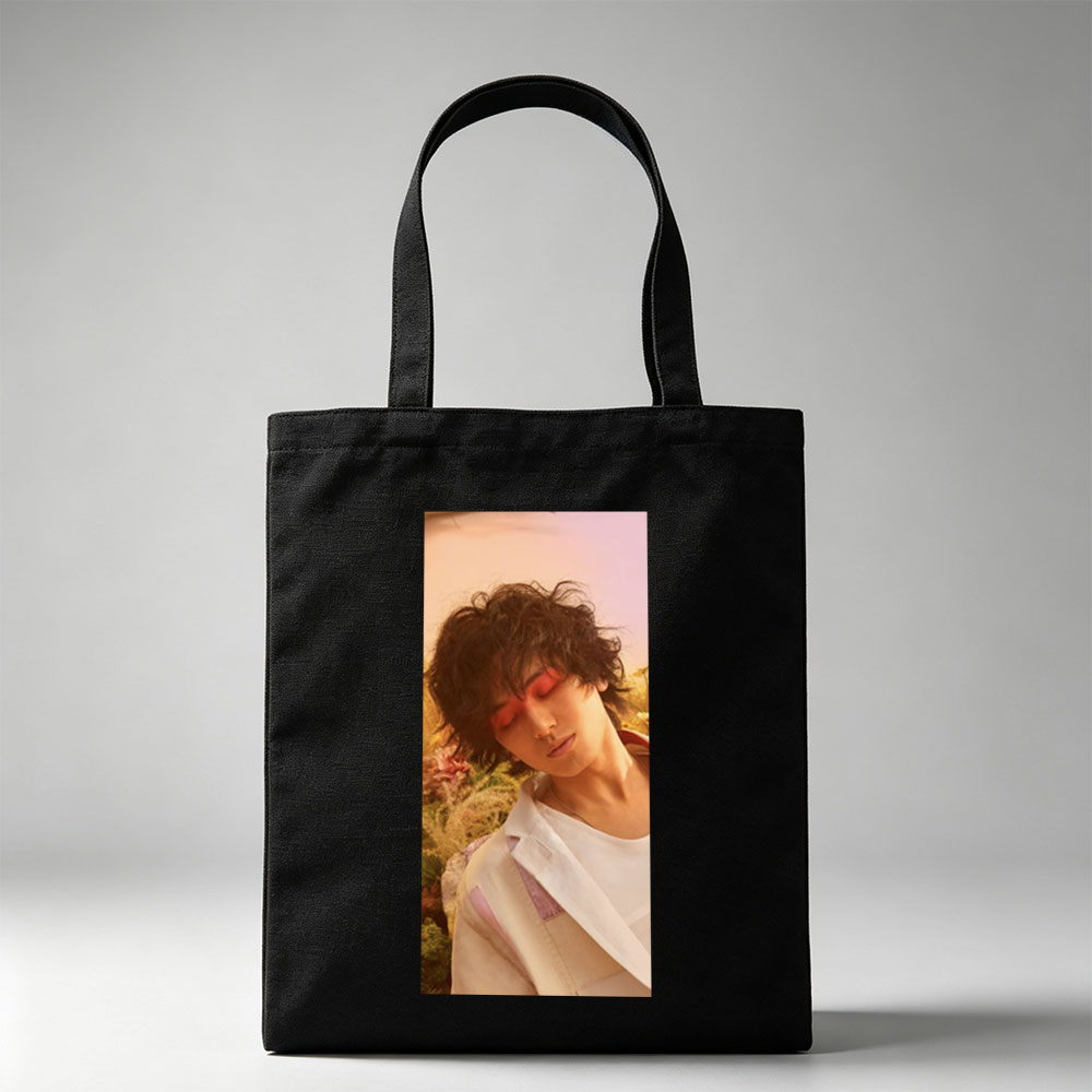Yuta Okkotsu in a Dreamy Garden Scene with Soft Lighting and Vibrant Makeup - Canvas tote bags