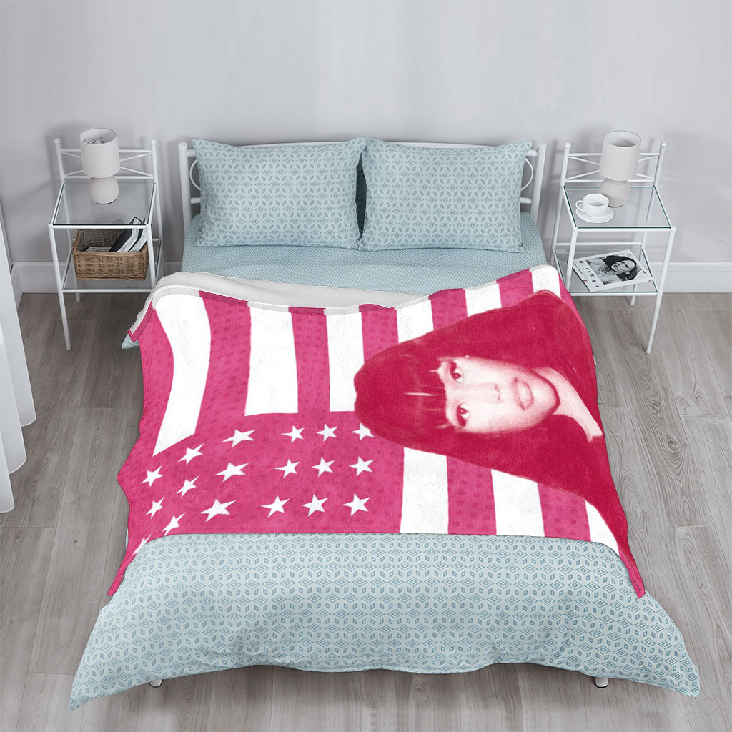 Nicki Minaj in Front of Pink American Flag Background - Blankets